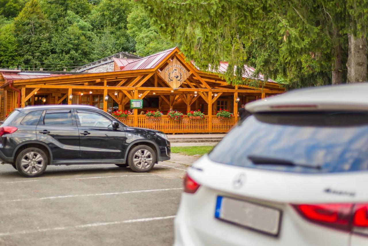 Lipicai Hotel Es Etterem Szilvásvárad Exterior foto